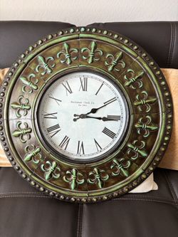 Buchanan Clock Co. Fleur-de-Lis Wall Clock