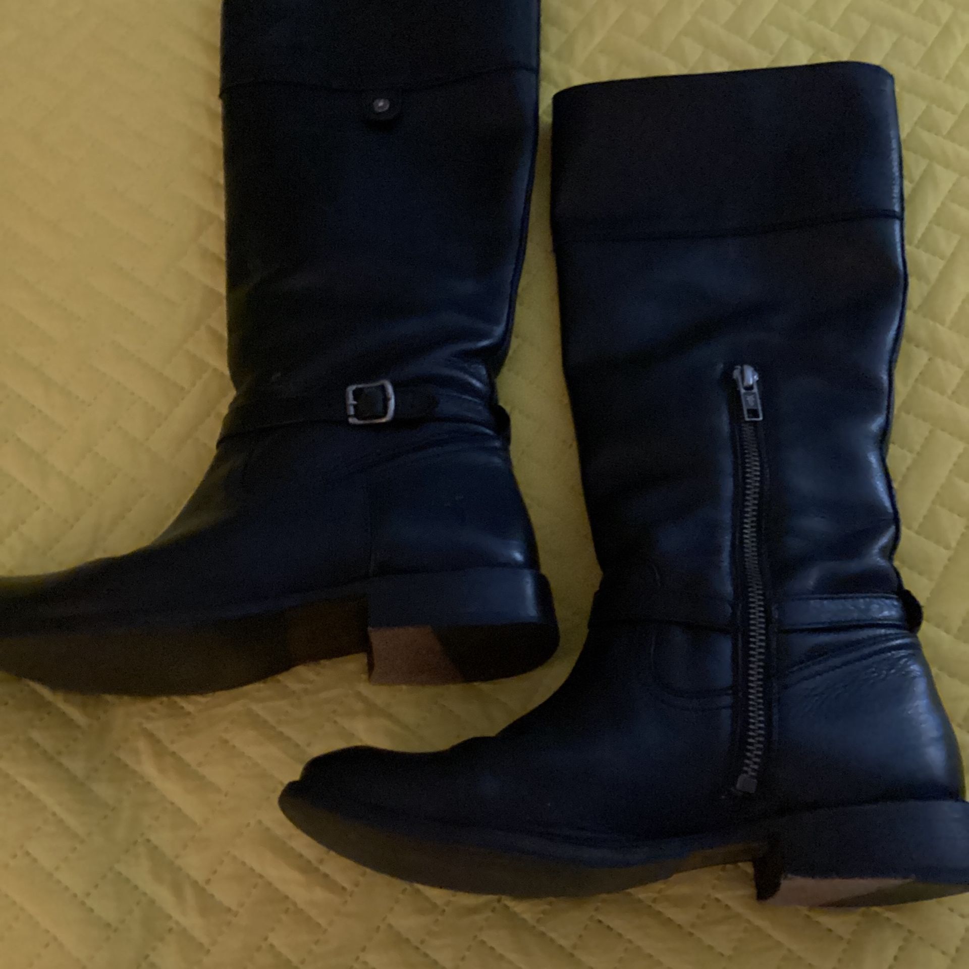 Women Frye Black Leather Boots