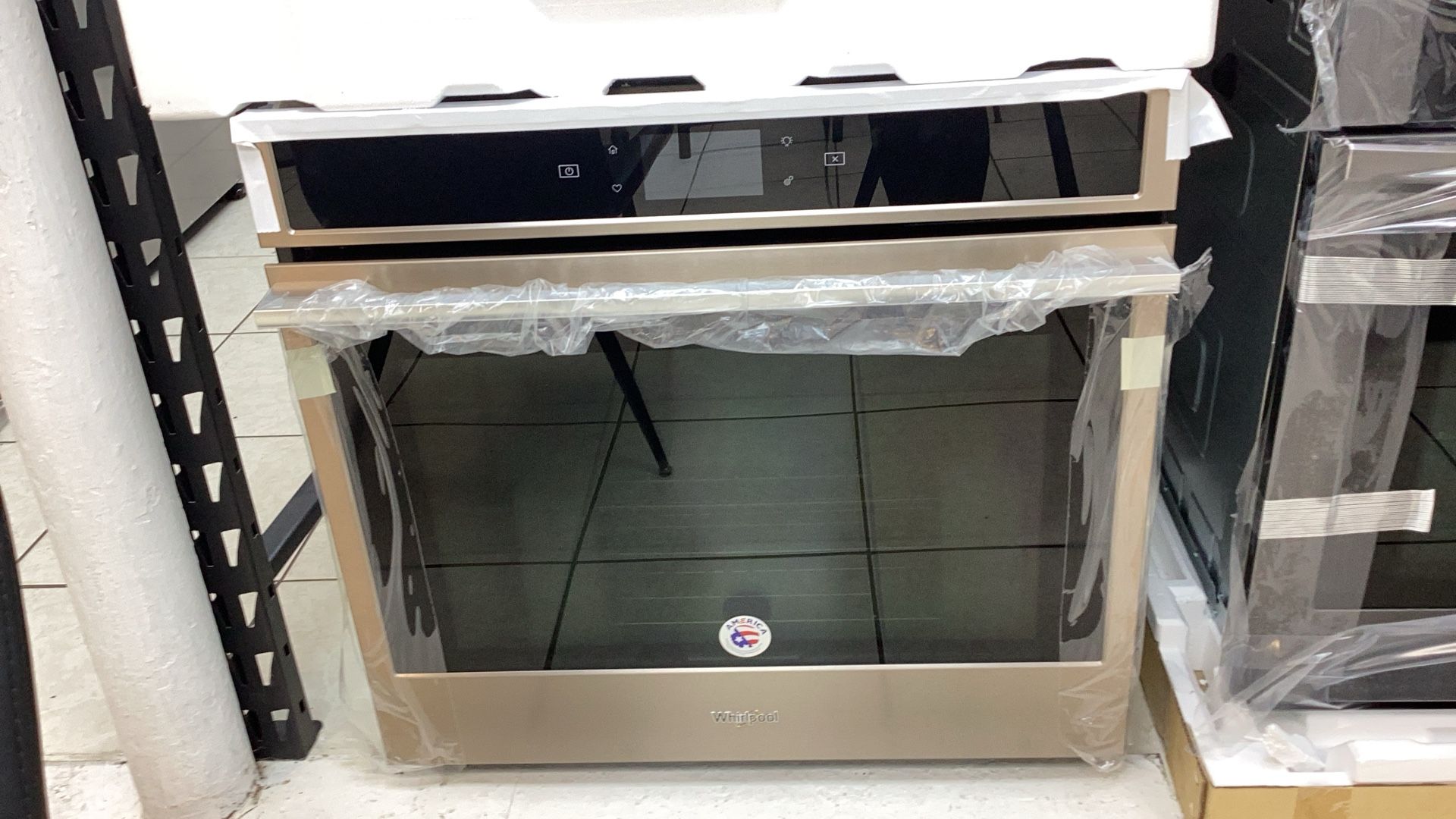 SINGLE OVEN BUILT IN 30 INCHES WHIRLPOOL ROSE GOLD