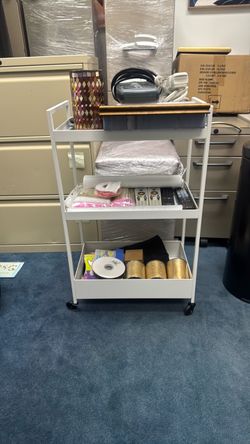 White metal rolling rack