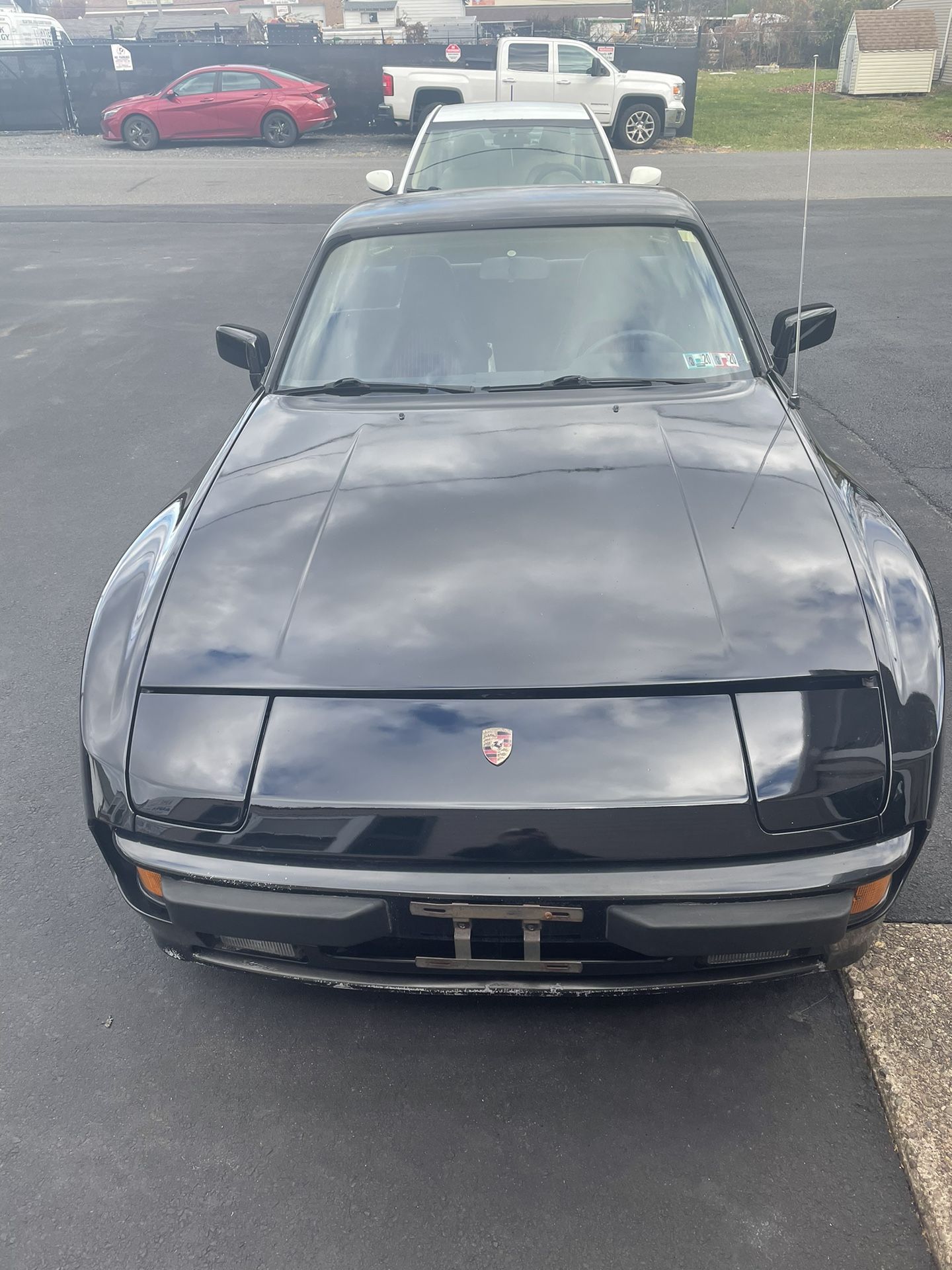 1984 Porsche 944.