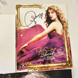Signed Taylor Swift 2011 Poster
