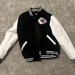 Kansas City Chiefs Jacket with Leather Sleeves (XL)