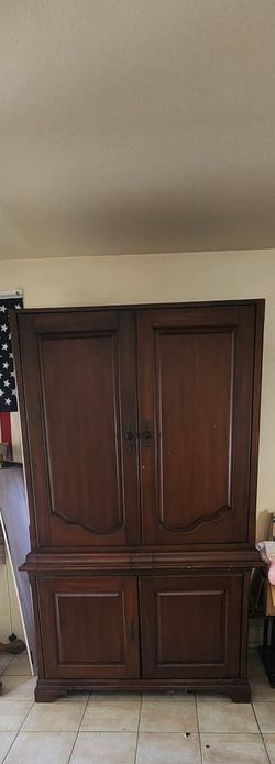 Tv armoire