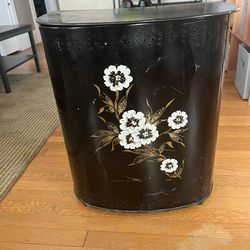 Vintage Clothes Hamper