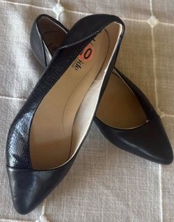 Women Casual Shoes size 10 Black color