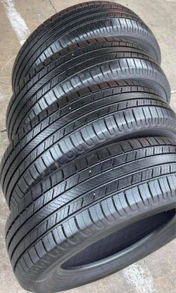 225/65/17 Michelin vendo un set de llantas usadas excelente condiciones de vida las 4 ✅🤩I am selling a set of used tires, all 4 in excellent living c