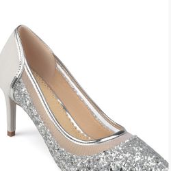 Journee Kalani Heels Silver, New Size 8