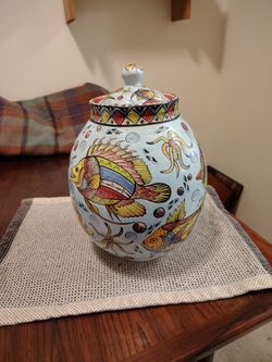 Handmade cookie jar made in Zimbabwe