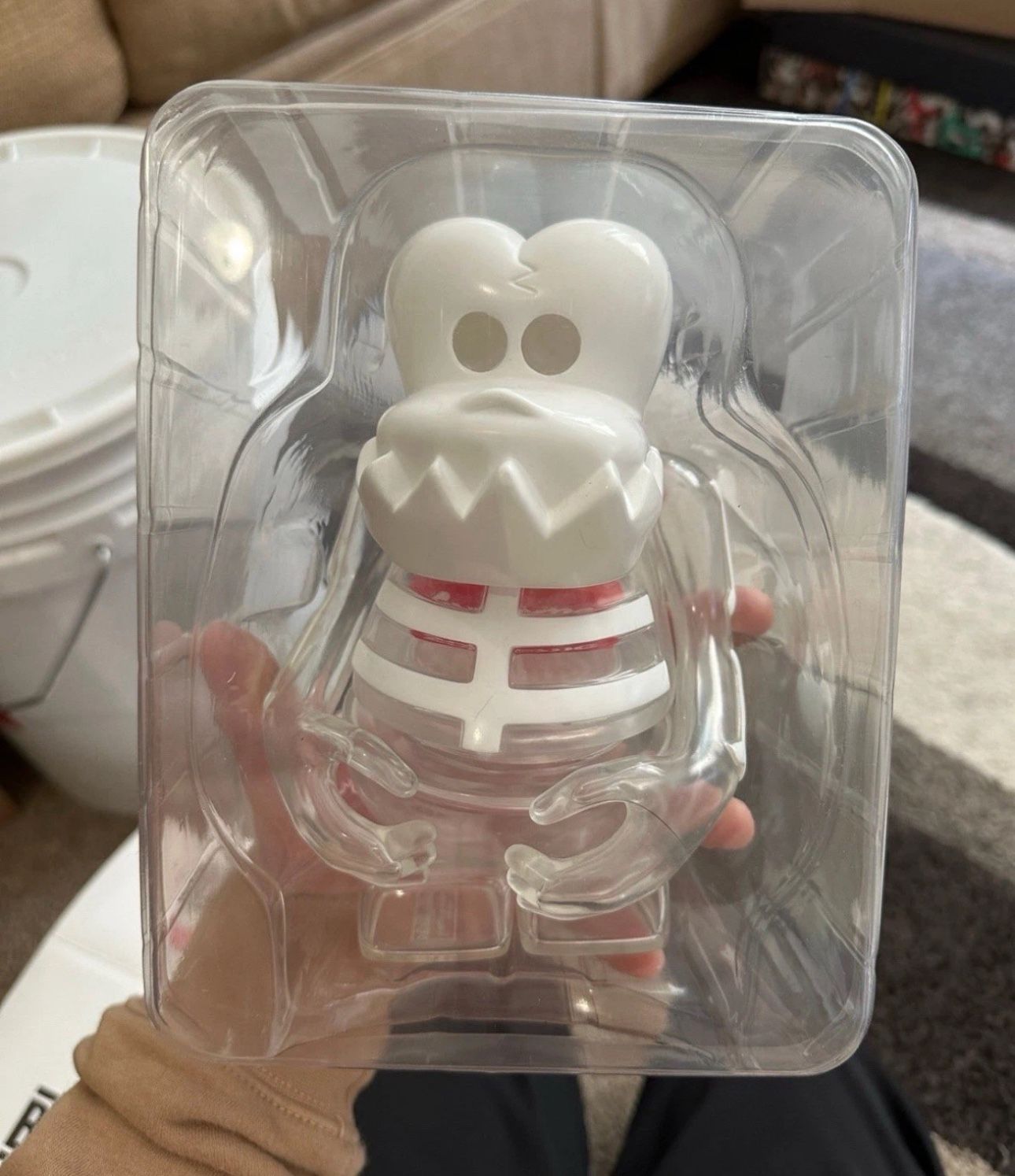 Supreme Bounty Hunter SKULL KUN Figurine Semi Broken