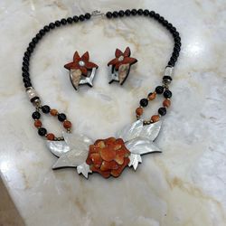 Beautiful Vintage Hand carved Necklace and Ear Rings