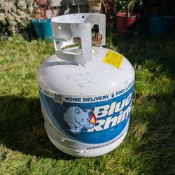 Blue Rhino 15lb. Propane Tank