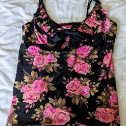 Betsey Johnson black pink floral tankini top padded wireless ruched. Size M