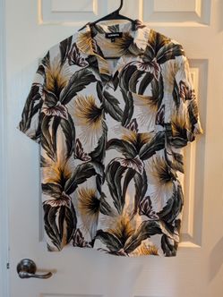EXPRESS Men's floral print shirt