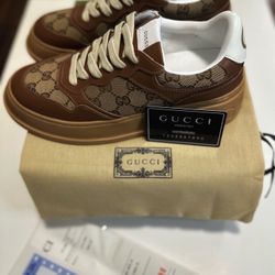 Gucci Women’s GG Canvas Low Women’s Size 8.5-9