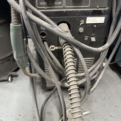 Miller Welder Millermatic 250