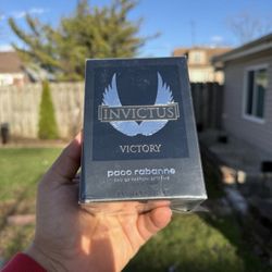 Invictus Men Cologne 