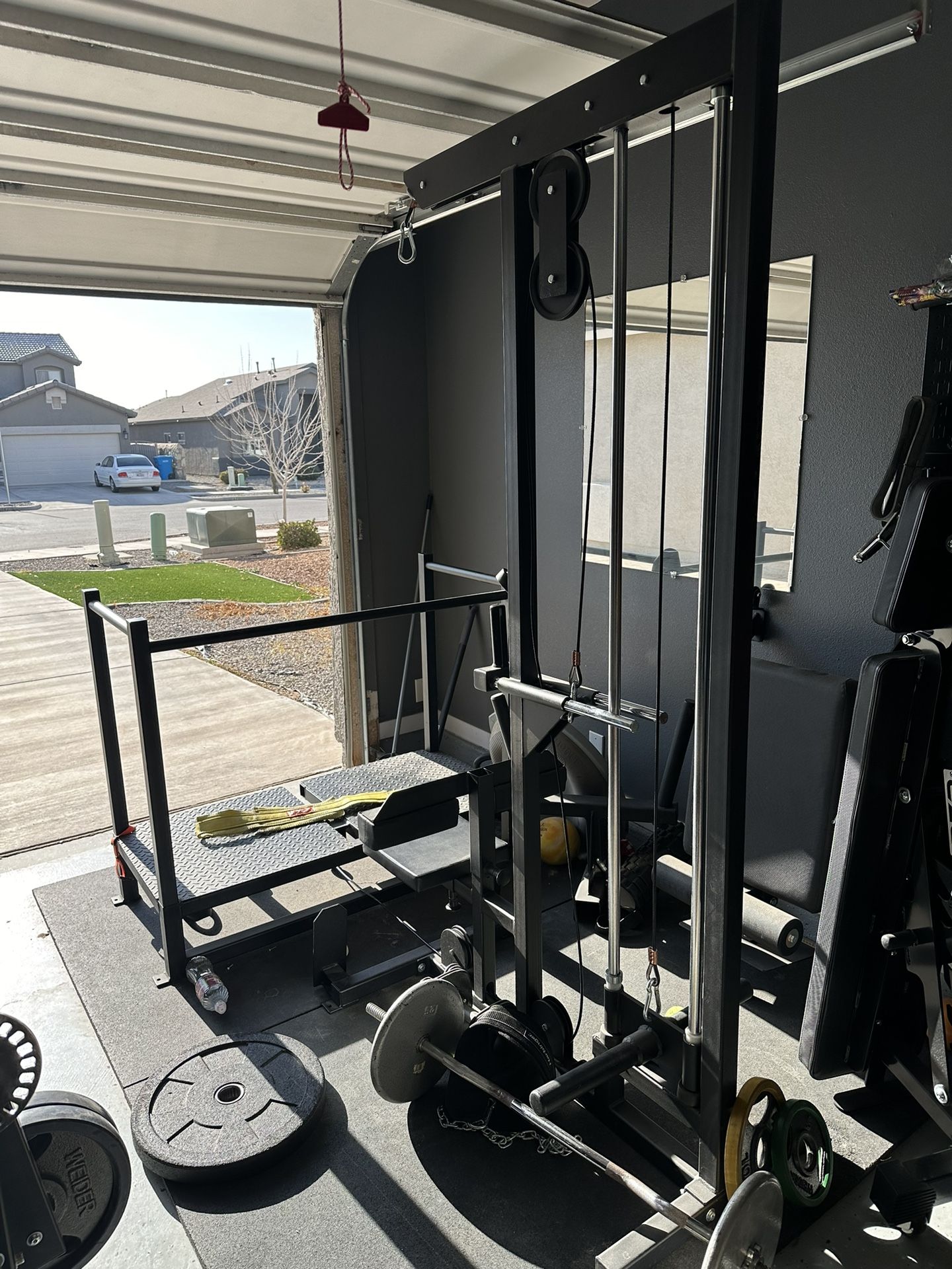 Lat PullDown Belt Squat Machin