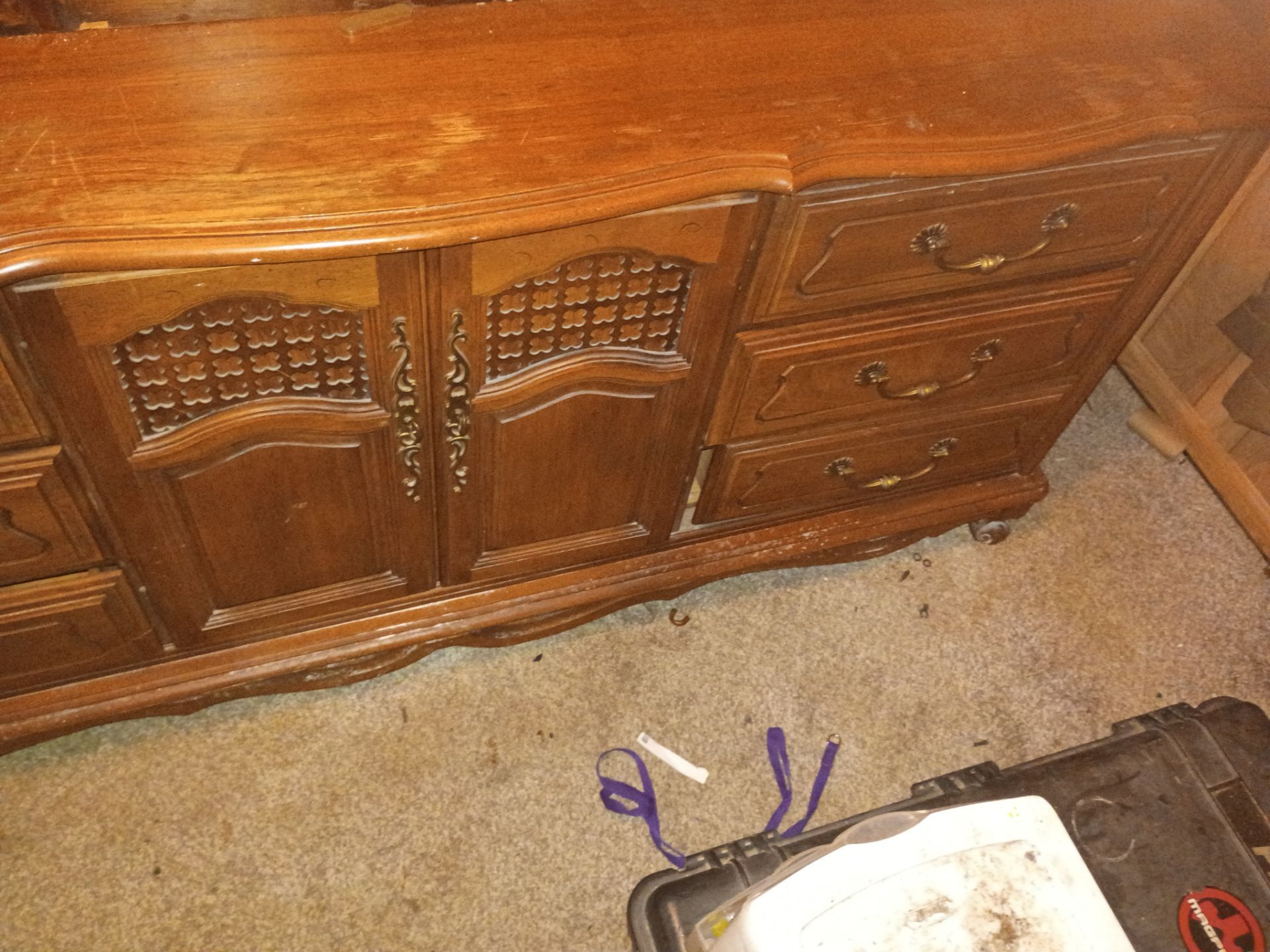 solid wood tall dresser Traditional Tower Chest Size:44.5 Bridesmaid Gowns with new style-number:Z249332 While the overall design