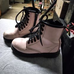 Little Girls DR  MARTENS SIZE 8