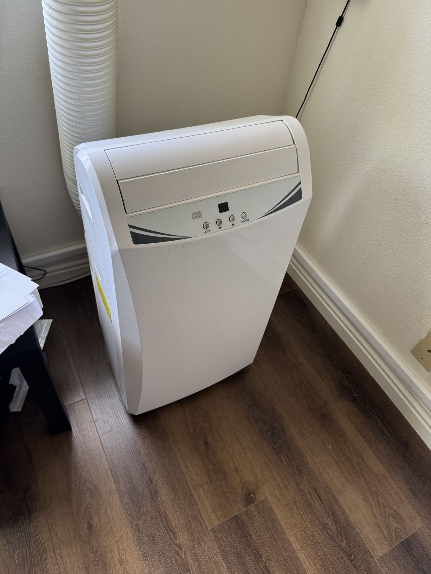 Portable Air Conditioer