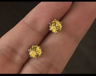 Swarovski elements crystal stud earrings