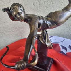 Incredible Vintage Bronze Metal Mable Statue of Archer