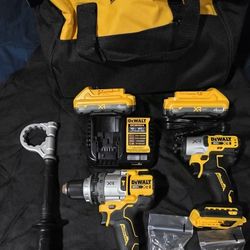 DEWALT XR BRUSHLESS 20VOLT 