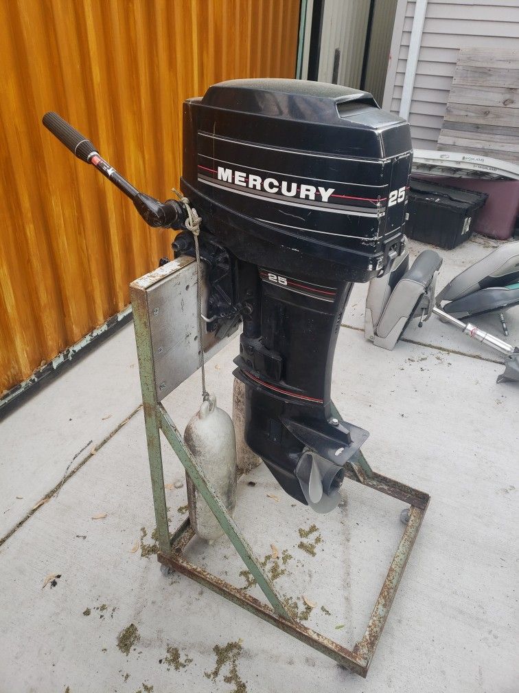 25 Hp Mercury Outboard for Sale in Bedford Park, IL OfferUp