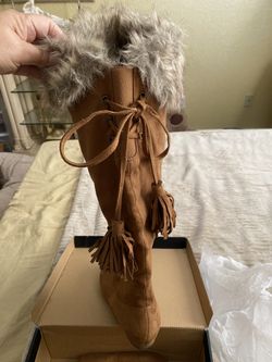 Women’s brown boots size 7 1/2