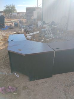 L shaped metal desk 20$ buks