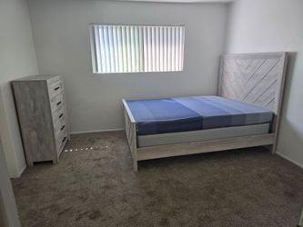 Queen-Brand New Bed with Matress  Drawer