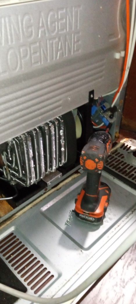 We Repair Appliances Reparamos Aparatos Refrigerator Stove Washer Dryer