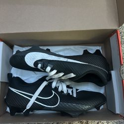 Black Nike Cleats Size 12