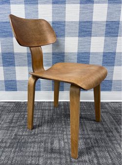 Mid-Century Modern Dining Chair