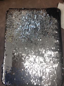 Laptop reversible sequins