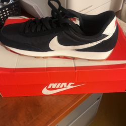 Nike DBREAK