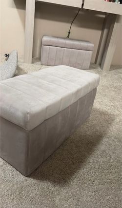 2 Tufted Ottomans
