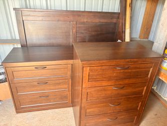 Queen Size Headboard and Footboard 2 Dresser’s