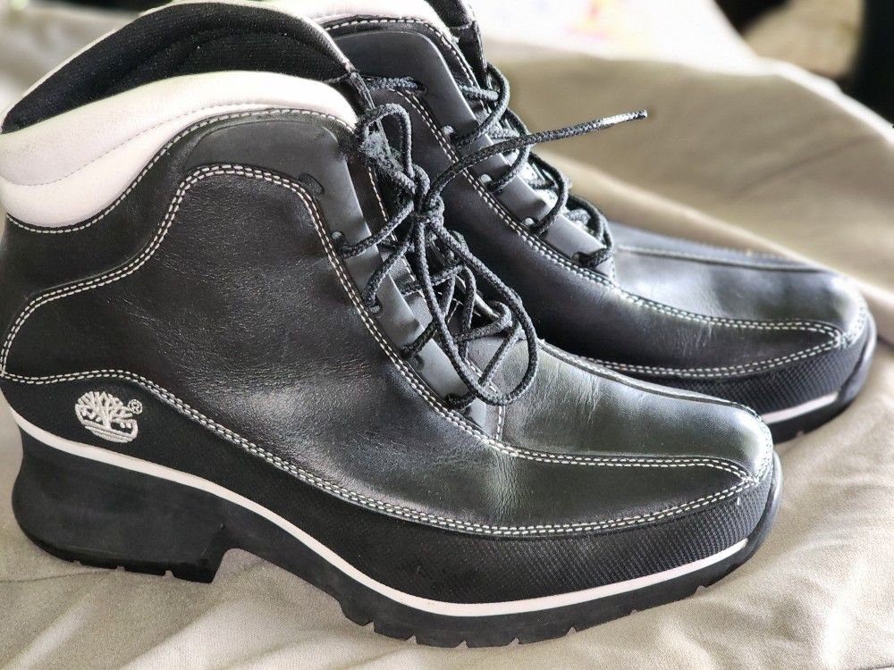 Ladies Timberlands Euro Nubuck Boots 8.5M $20