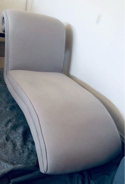 Chaise Lounge Gray