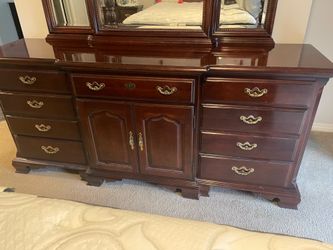 Thomasville Bedroom set