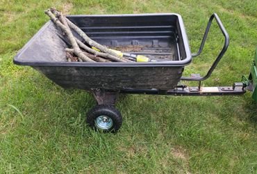 Lawn mower trailer with tilt option