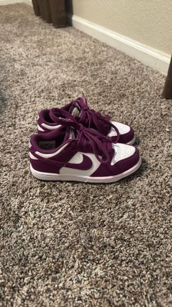 Girls Nike dunks SZ 12C