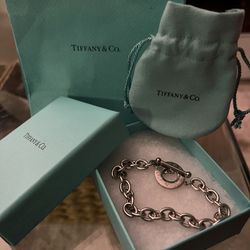 TIFFANY & CO  STERLING SILVER TOGGLE BRACELET-  7 1/2" LONG!