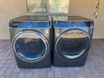 GE - Washer And Dryer (Electric) - Excellent Condition