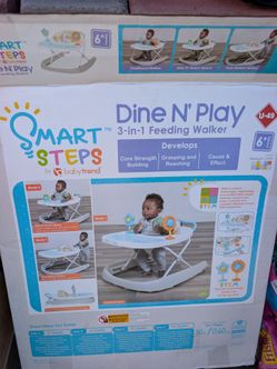 Dine and play baby walker