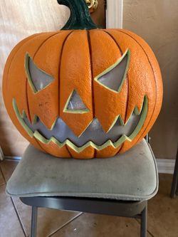 Costco Halloween pumpkin with sound and multicoloured flickering LED Lights