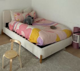 Full/Queen bed frame