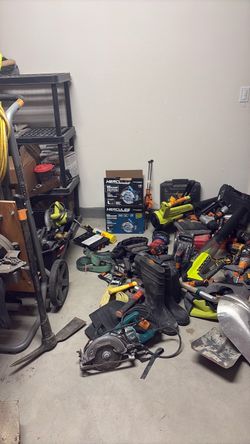 TOOL SALE TOMORROW 10/3
